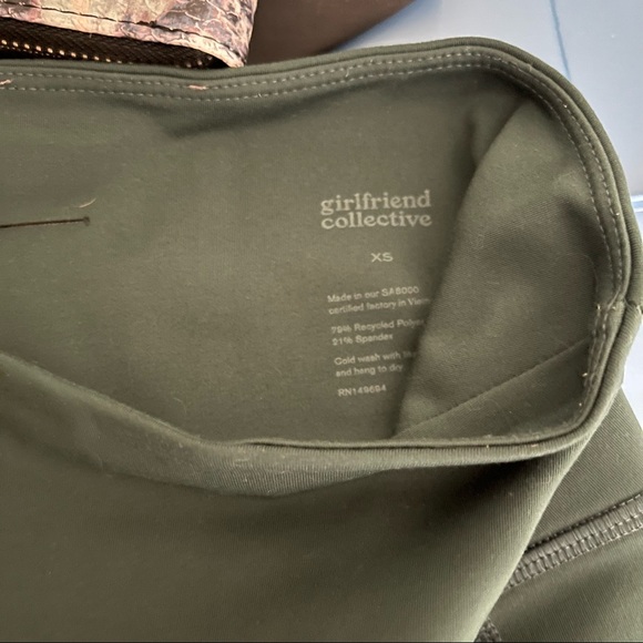 Girlfriend Collective Leggings Moss - Picture 4 of 4